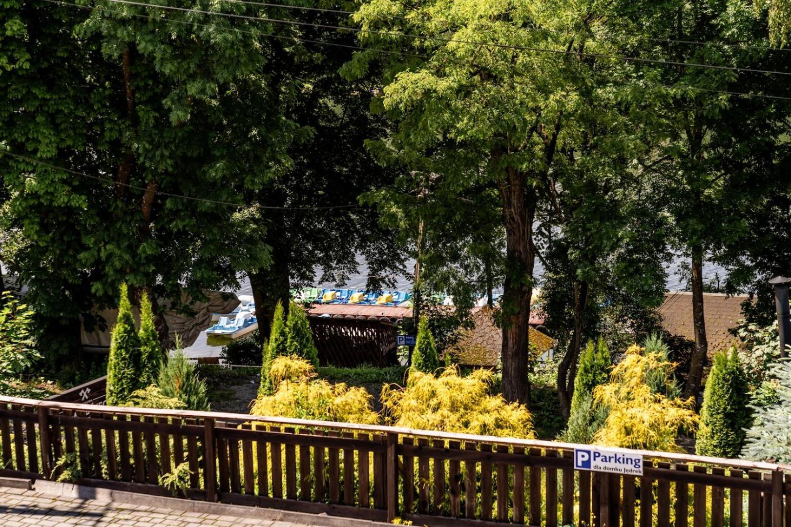 Caloroczne Osada Zbojecka Jandura Lodge *
